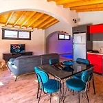 Honeymoon With Sheltered Pool Fethiye