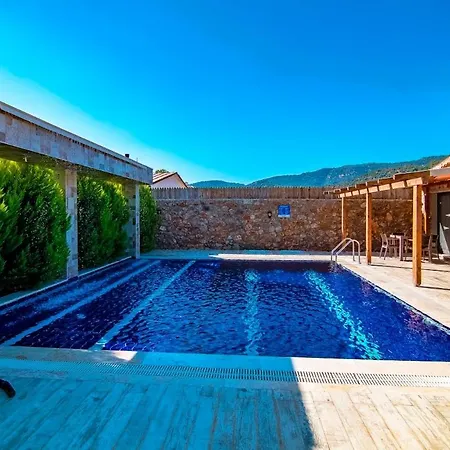 Honeymoon With Sheltered Pool * 费特希耶