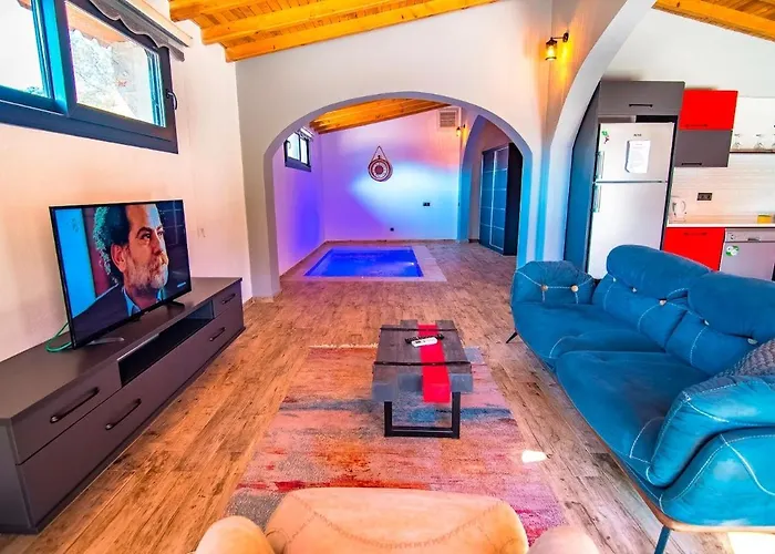 Honeymoon With Sheltered Pool Villa