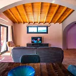Honeymoon With Sheltered Pool Villa Fethiye
